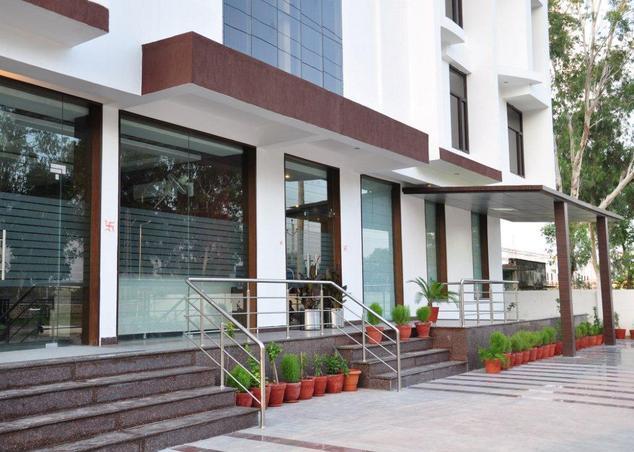 Hotel Galaxy Alwar Exterior photo